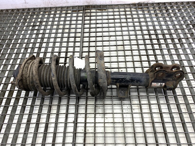 Tlumič pravý přední KIA Carens IV 2013 - 2022