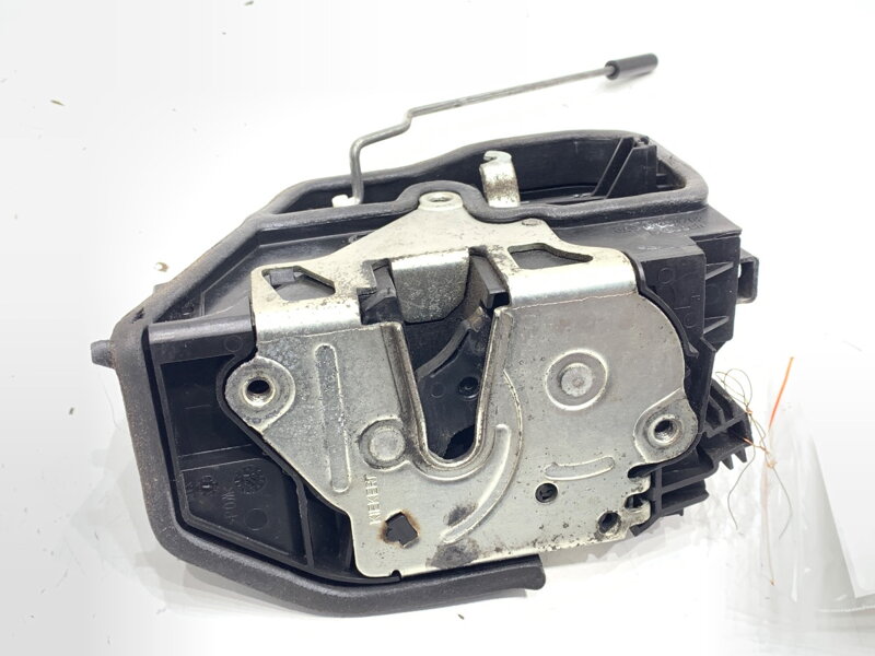 Zámek dveří levý přední BMW 3 Coupe (E92) 2005 - 2013 7229455