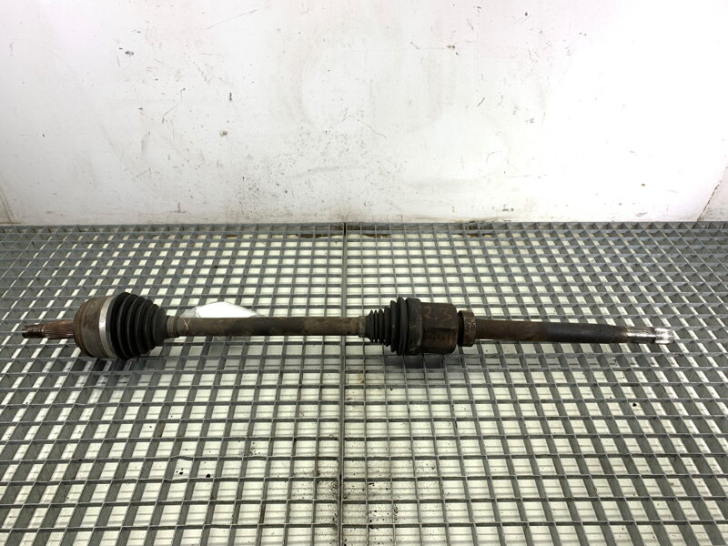 Poloosa pravá přední Renault Master III Autobus (JV) 2011 - 2022