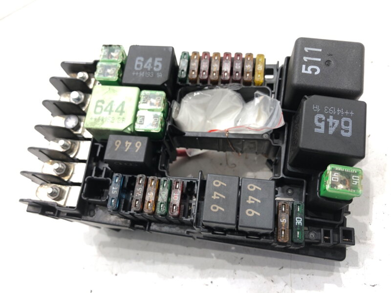 Pojistková skříňka VW Golf VII Variant (BA5, BV5) 2013 - 2022