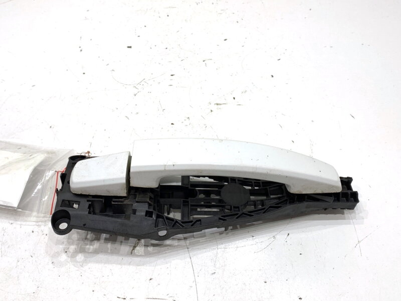 Klika vnější pravá zadní Opel Insignia A Sports Tourer (G09) 2008 - 2017