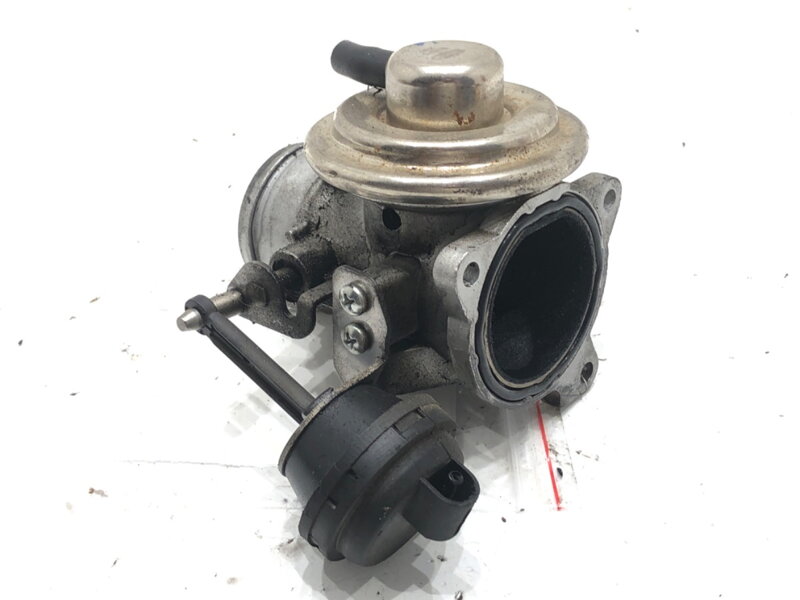 Škrticí klapka Audi A4 B6 Avant (8E5) 2000 - 2005 EV076