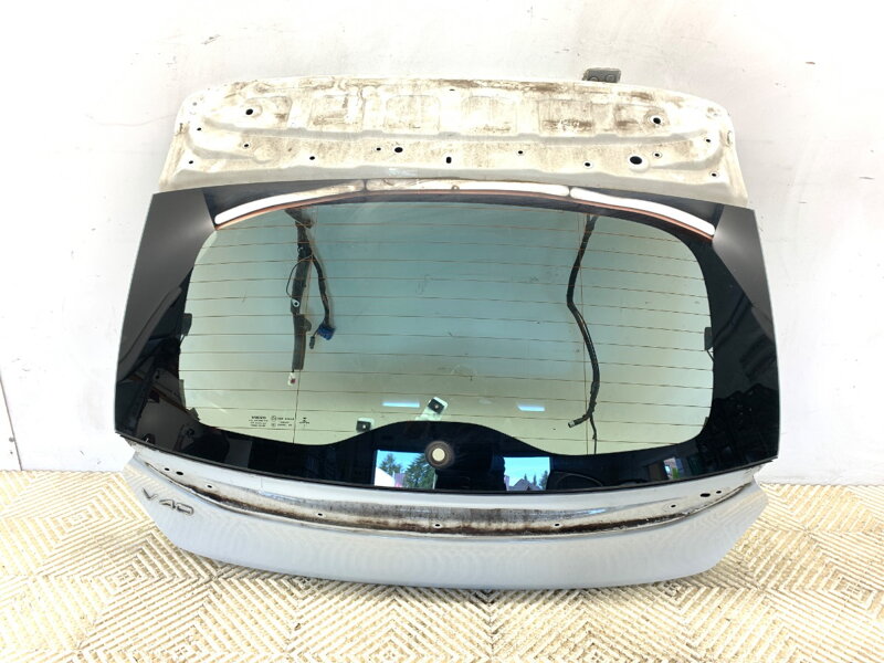 Víko kufru zadní Volvo V40 Liftback (525, 526) 2012 - 2022