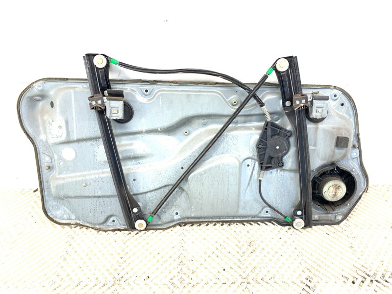 Stahovačka okna pravá přední VW Golf IV (1J1) 1997 - 2008 1J3837730BB