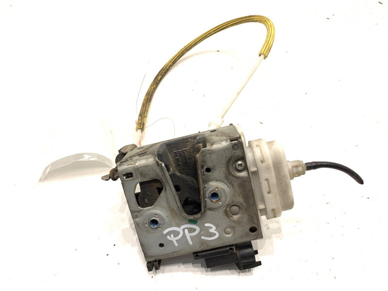 Zámek dveří pravý přední Audi A3 (8L1) 1996 - 2006