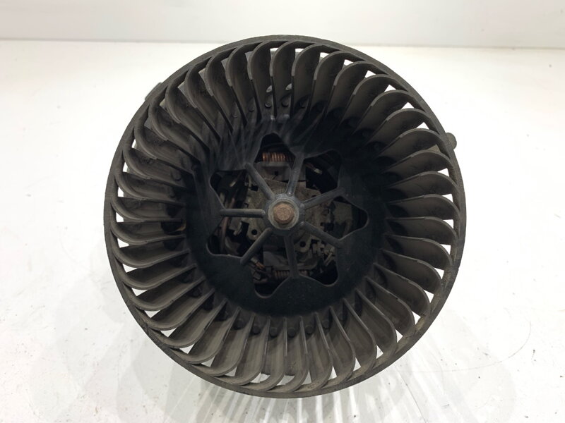 Ventilátor topení VW Golf VI (5K1) 2008 - 2014 1K1819015C