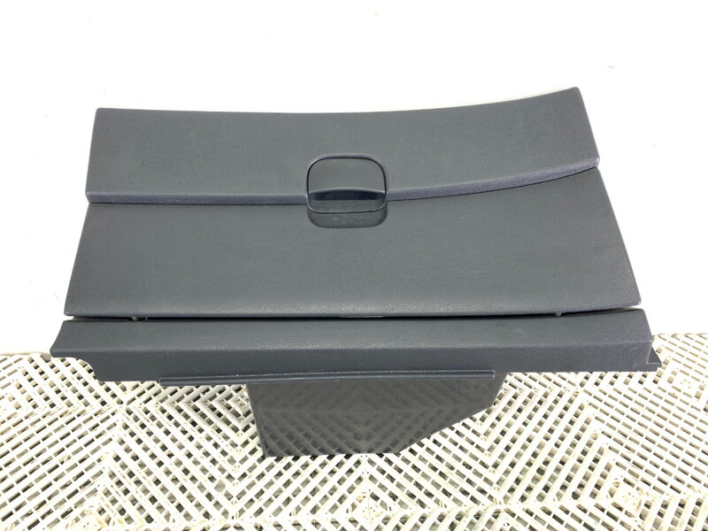 Odkládací schránka spolujezdce Nissan Qashqai / Qashqai + 2 I (J10, NJ10, JJ10E) 2006 - 2014