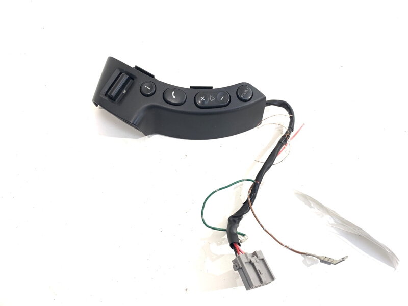 Přepínače volantu Nissan Qashqai / Qashqai + 2 I (J10, NJ10, JJ10E) 2006 - 2014