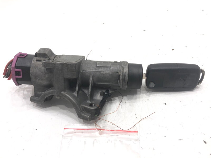 Spínací skříňka VW Passat B5 . 5 (3B3) 2000 - 2005 4B0905851A