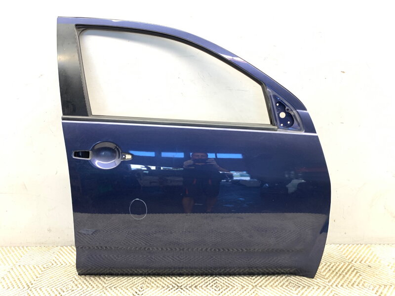 Dveře pravé přední Peugeot 4007 (VU_, VV_) 2007 - 2013
