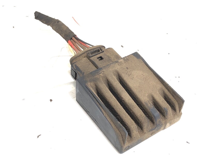 Modul čerpadla paliva VW Passat B8 (3G2, CB2) 2014 - 2022 3Q0906121A