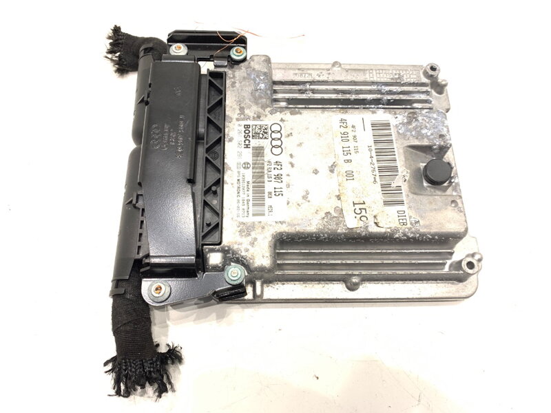 Řídicí jednotka motoru Audi A6 C6 Avant (4F5) 2004 - 2011 4F2910115B