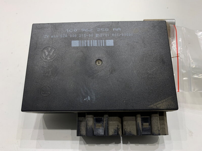 Modul komfortu VW Golf IV Variant (1J5) 1999 - 2006 1C0962258AA