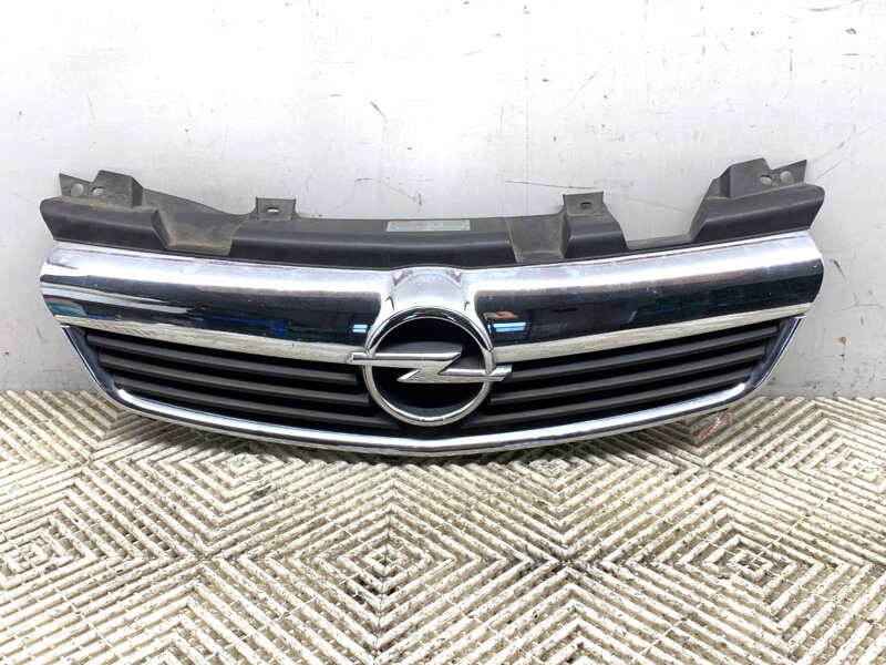 Maska chladiče grill Opel Zafira / Zafira Family B (A05) 2005 - 2019 13136136