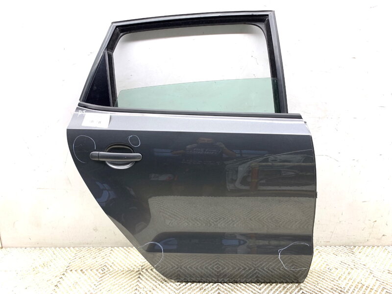 Dveře pravé zadní VW Polo V (6R1, 6C1) 2009 - 2022 LD7R