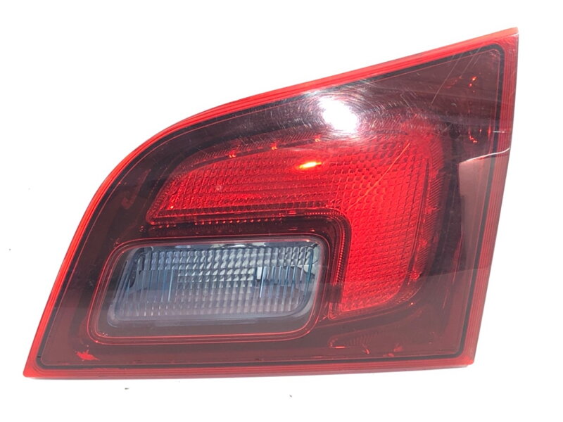 Světlo zadní pravé vnitřní Opel Astra J (P10) 2009 - 2015 13314053