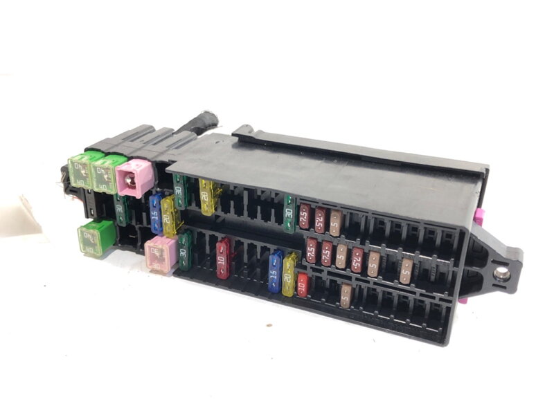 Pojistková skříňka Seat Ibiza IV (6J5, 6P1) 2008 - 2017 6C0937615A