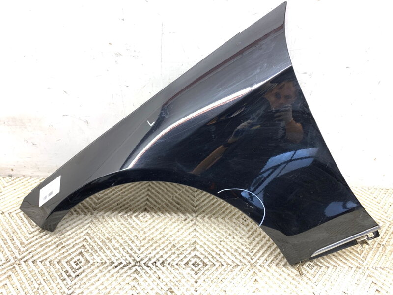 Blatník levý přední Mercedes-benz Class E (W212) 2009 - 2016