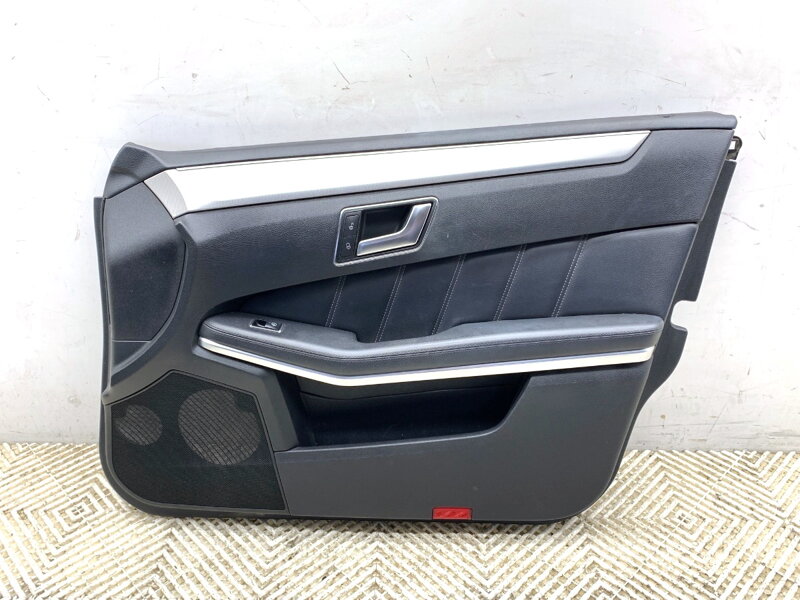 Tapecírung dveří pravý přední Mercedes-benz Class E (W212) 2009 - 2016