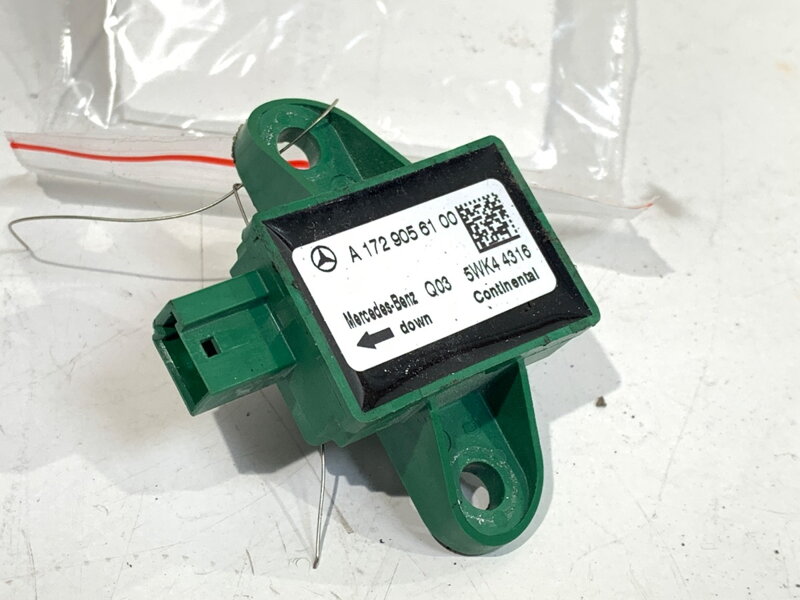 Čidlo nárazu Mercedes-benz Class E (W212) 2009 - 2016 A1729056100