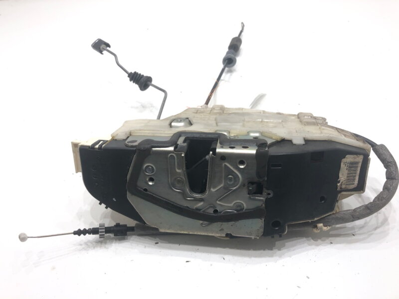 Zámek dveří levý zadní Mercedes-benz Class S (W221) 2005 - 2013 A2217304535