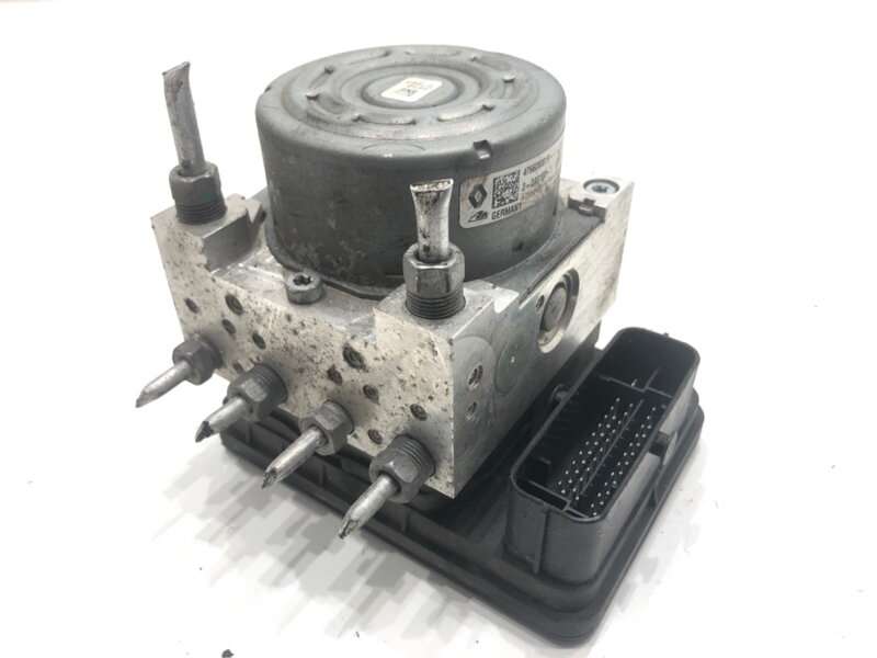 Čerpadlo Renault Express 2021 - 2022 476608081R