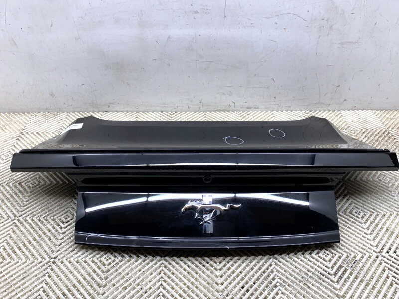 Víko kufru zadní Ford USA Mustang Coupe 2014 - 2022