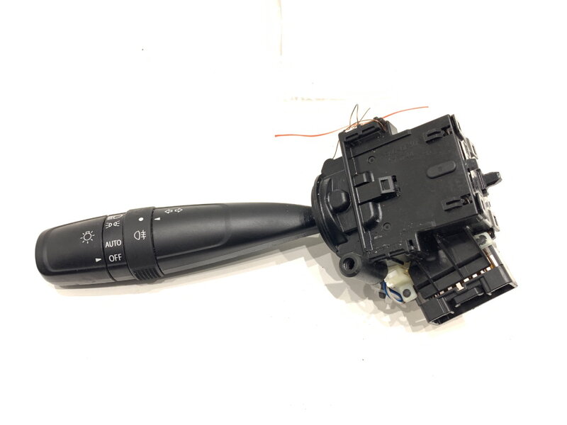 Přepínač směrovek Suzuki SX4 S-cross (JY) 2013 - 2022