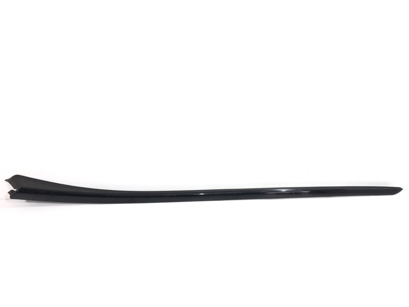 Lišta okna čelní levá Peugeot 3008 (MPV) (0U_) 2009 - 2017 9682757980