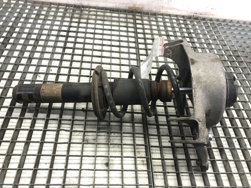 Tlumič pravý přední pružina Audi A5 (8T3) 2007 - 2017 8T0413031AE