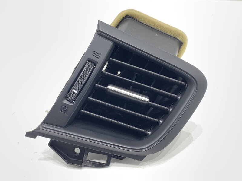 Mřížka ventilace pravá přední Honda Cr-v V (RW_, RT_) 2016 - 2022