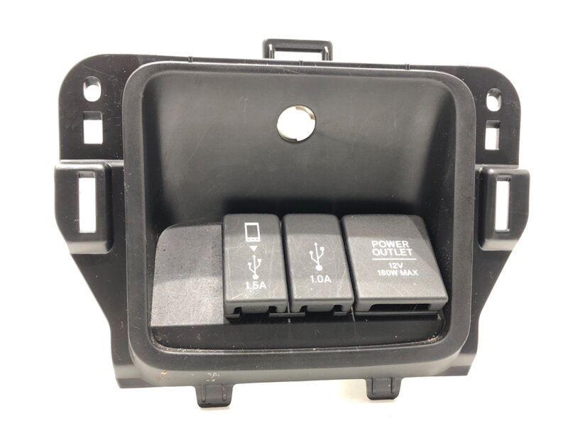 Zásuvka / uložení USB Honda Cr-v V (RW_, RT_) 2016 - 2022 GN321-18690