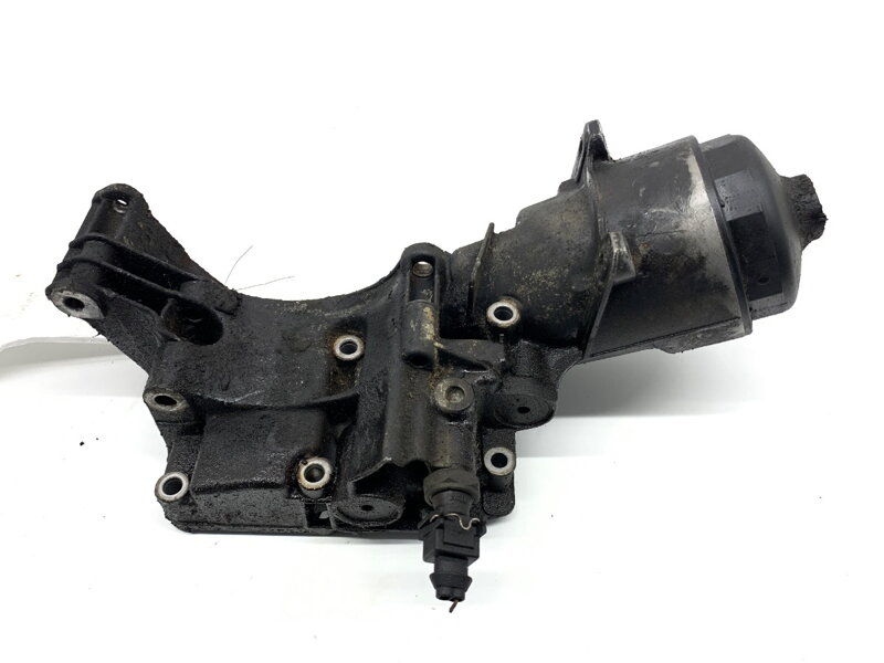 Základna filtru oleje BMW 5 (E39) 1995 - 2003 6750330620