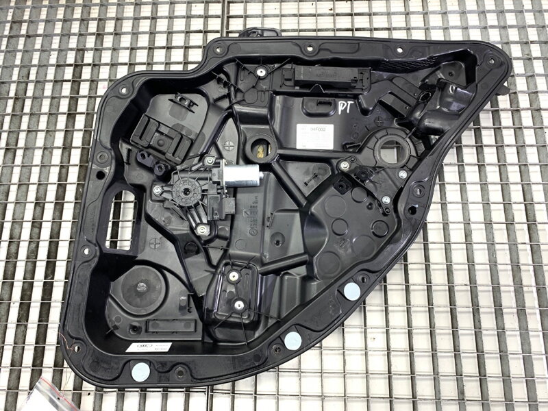 Stahovačka okna pravá zadní Mercedes-benz GLC (X253) 2015 - 2022
