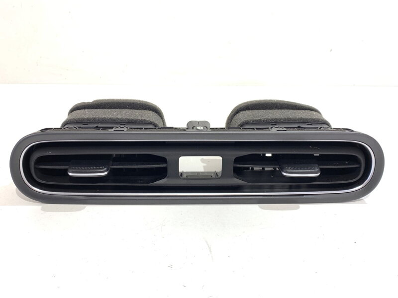 Mřížka ventilace přední středová Hyundai Kona (OS, OSE, OSI) 2017 - 2022 97410-J9AA0