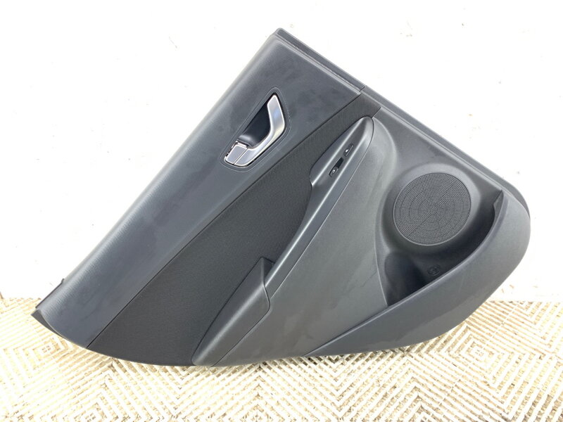 Tapecírung dveří pravý zadní Hyundai Kona (OS, OSE, OSI) 2017 - 2022