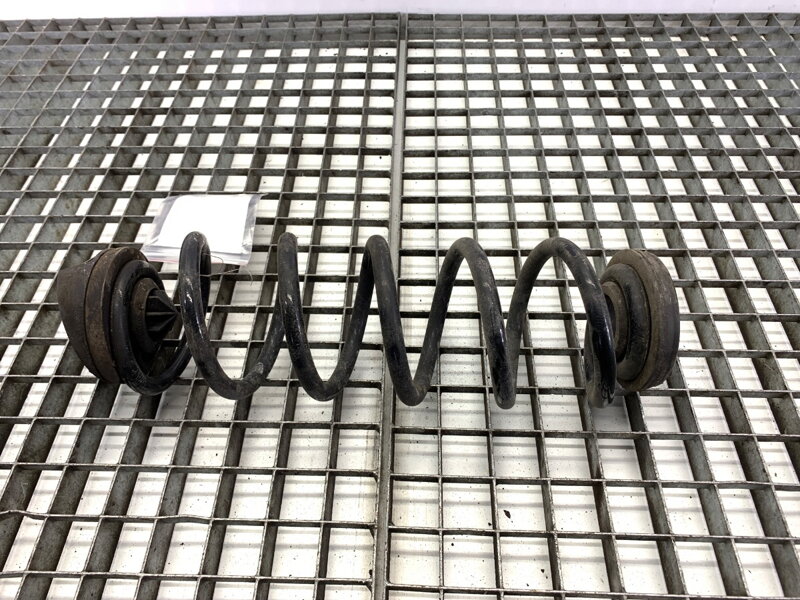 Pružina zadní Audi A4 B9 (8W2, 8WC) 2015 - 2022 8W0511115