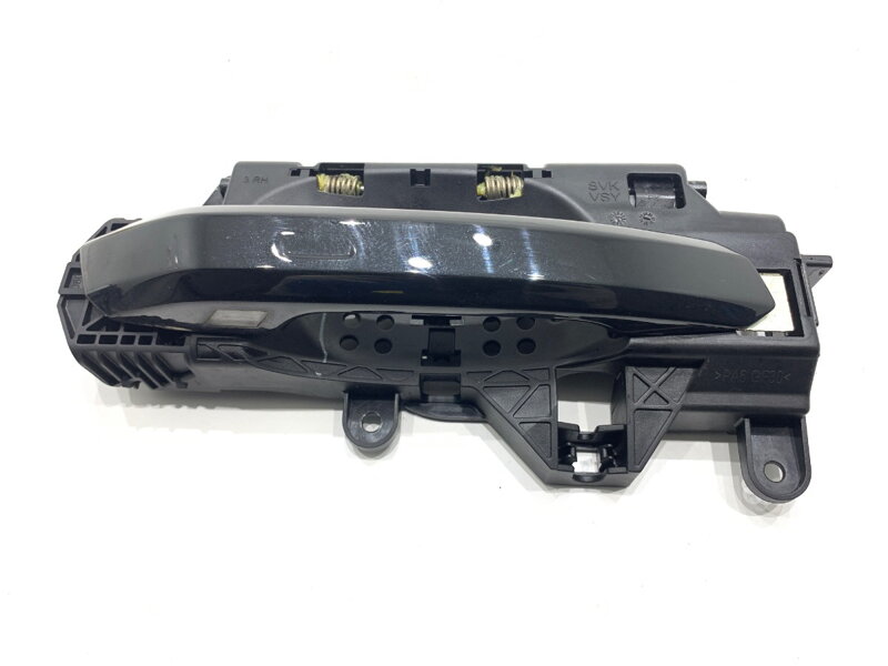 Klika vnější pravá zadní Audi A4 B9 (8W2, 8WC) 2015 - 2022