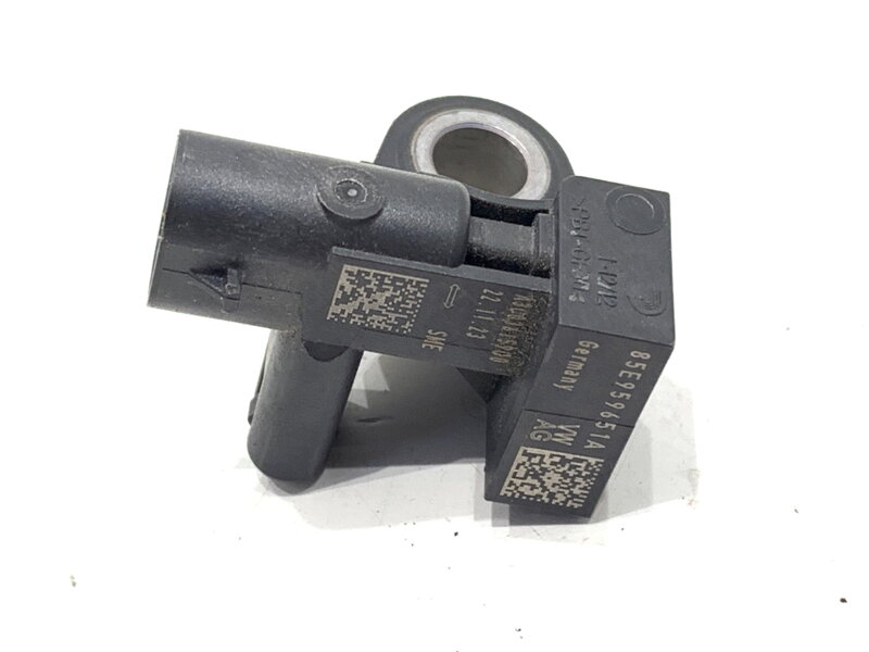 Čidlo nárazu Audi A4 B9 (8W2, 8WC) 2015 - 2022 85E959651A