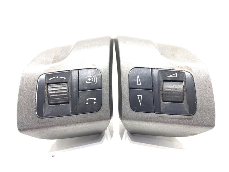 Přepínače volantu Opel Astra H (A04) 2004 - 2014 13126750