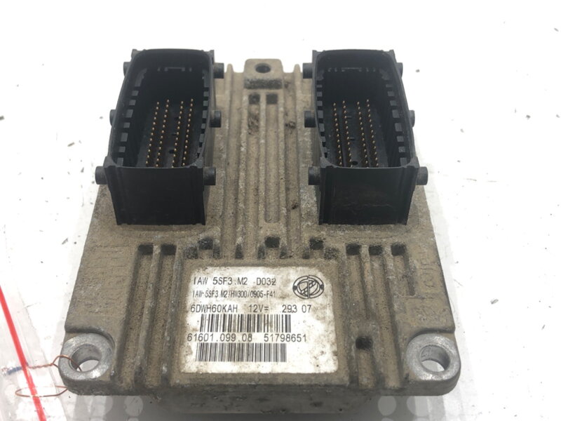 Řídicí jednotka motoru Fiat Grande Punto (199_) 2005 - 2022 51798651