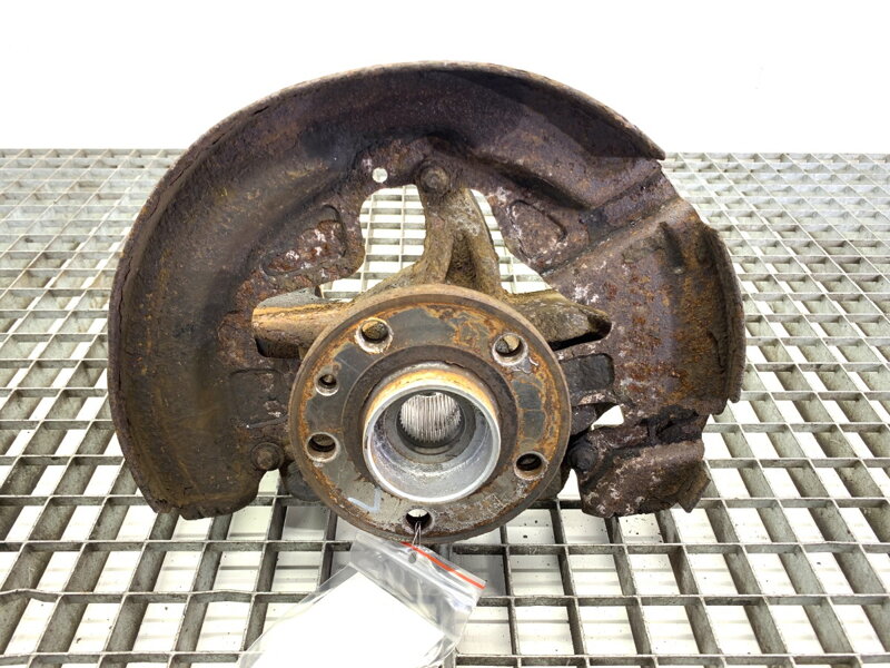 Otoč levá přední Volvo V60 I (155, 157) 2010 - 2018