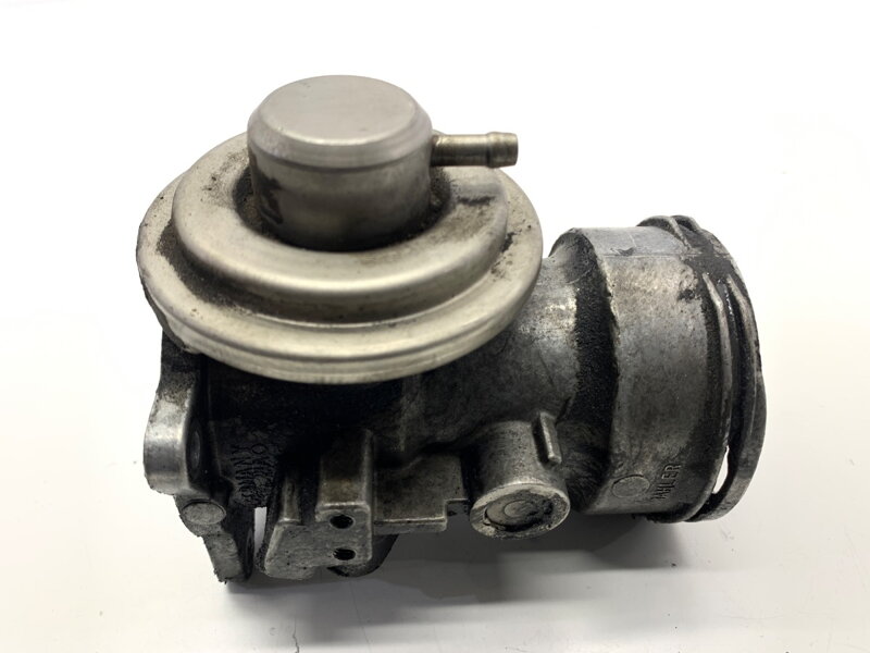 Ventil EGR Skoda Superb I (3U4) 2001 - 2008 038131501AA