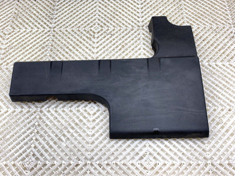 Víko / kryt motoru Opel Vectra C (Z02) 2002 - 2009 24465943