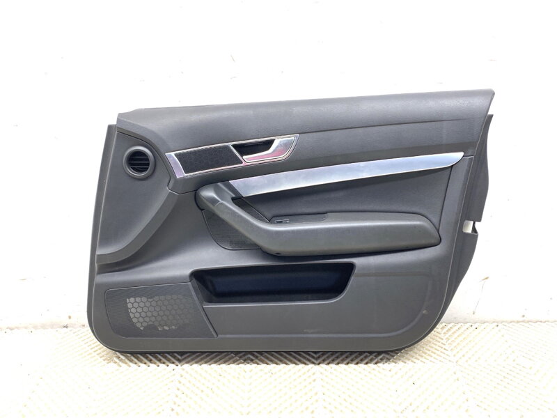 Tapecírung dveří pravý přední Audi A6 C6 (4F2) 2004 - 2011