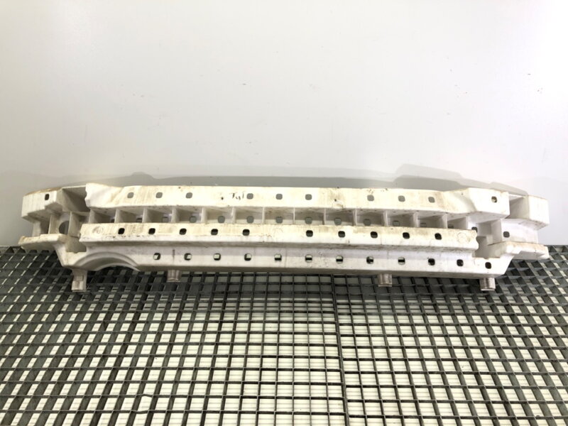 Výztuha nárazníku zadní Renault Megane IV Sedan 2016 - 2022