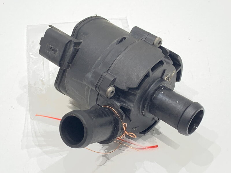 Přídavná vodní pumpa Renault Megane IV Sedan 2016 - 2022 0392023294