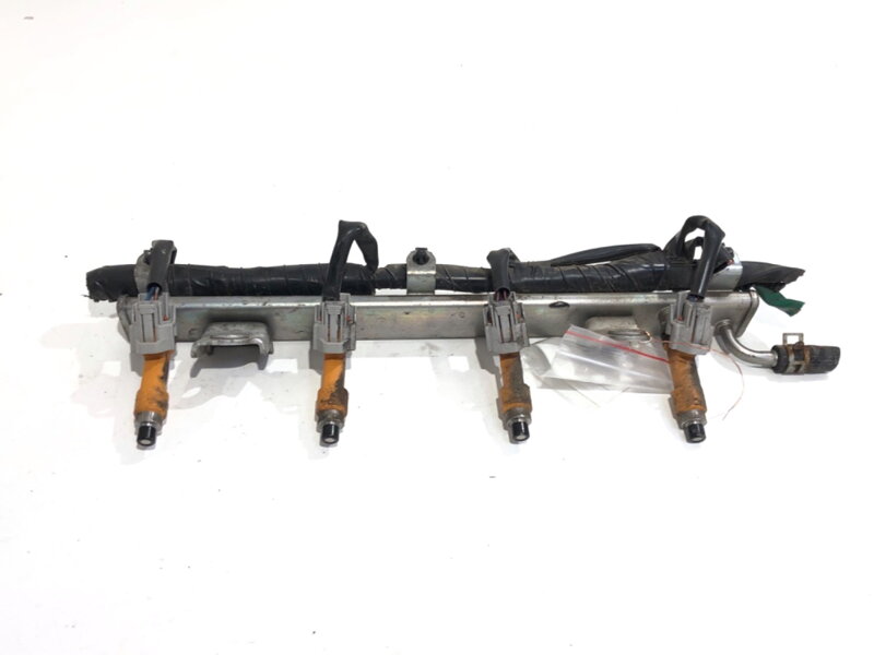 Vstřikovací rampa Suzuki Swift III (MZ, EZ) 2005 - 2022