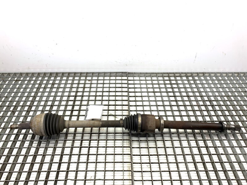 Poloosa pravá přední Renault Megane CC (EZ0/1_) 2010 - 2022