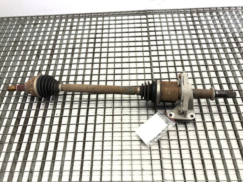 Poloosa pravá přední Nissan Leaf (ZE0) 2010 - 2022